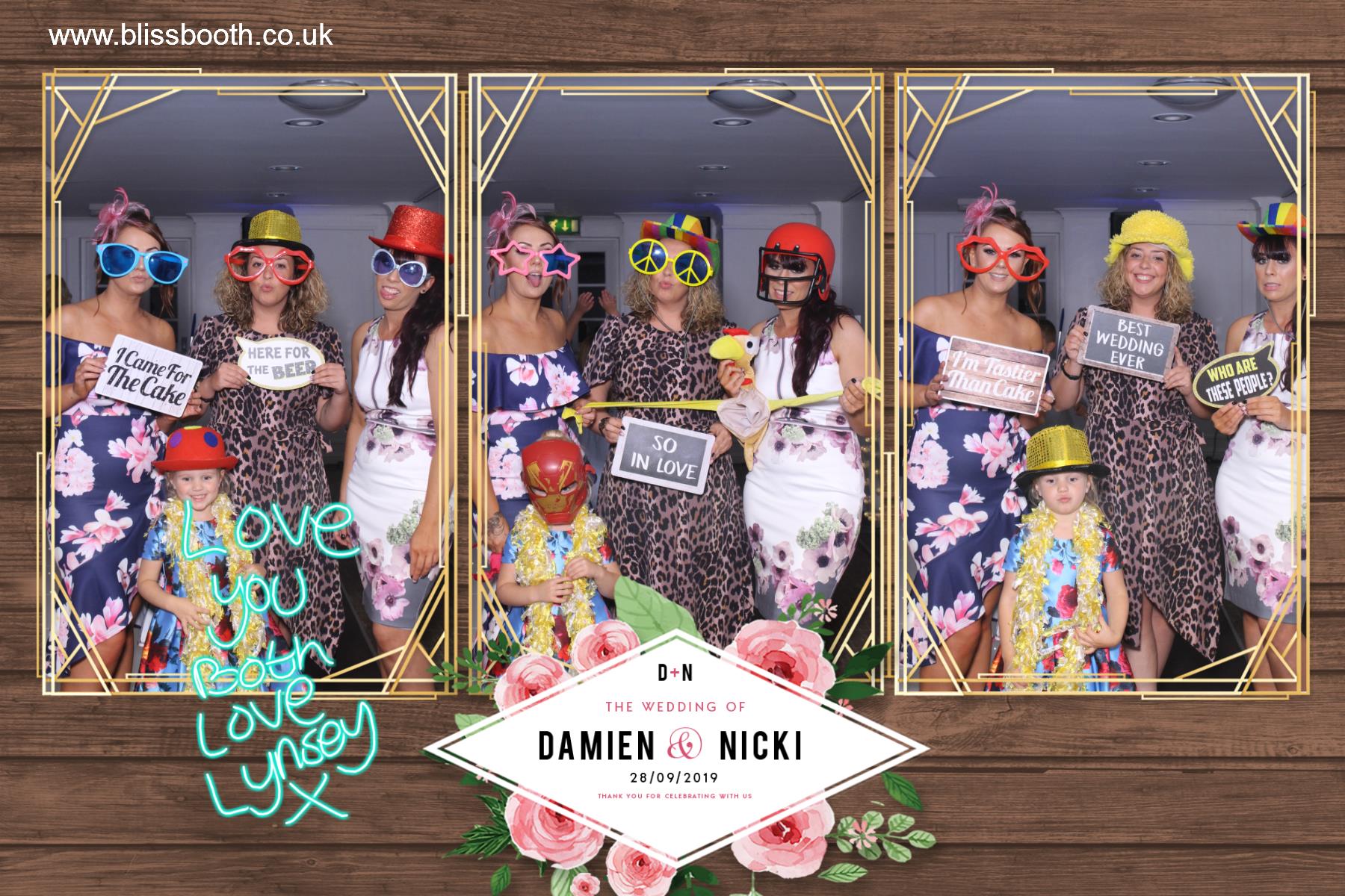 Damien and Nicki’s wedding | View more photos from the event at gallery.blissbooth.co.uk/u/BlissBooth/Damien-and-Nicki’s-wedding